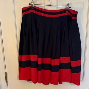 Tommy Hilfiger size 16 Navy and Red Striped Pleated Skater Skirt like new